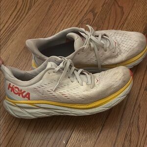 Size 10 Women’s (8.5 Men’s) Hoka Running Shoes in Cream and Yellow